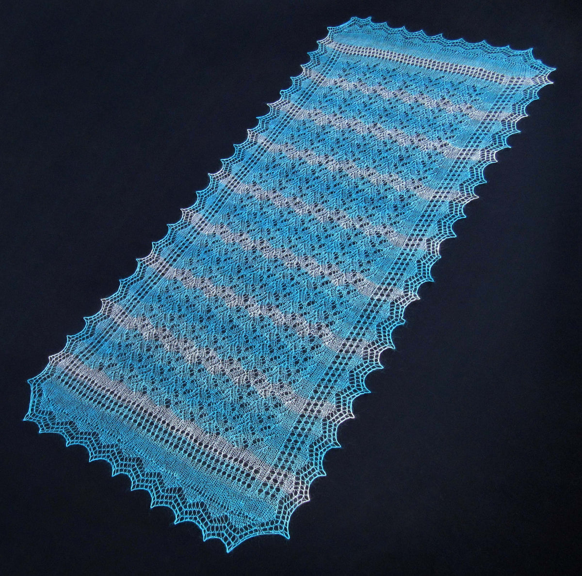 Gestrickter Ziegenflaum Schal Orenburger Schal Shawl Scarf Strick Stola Handmade