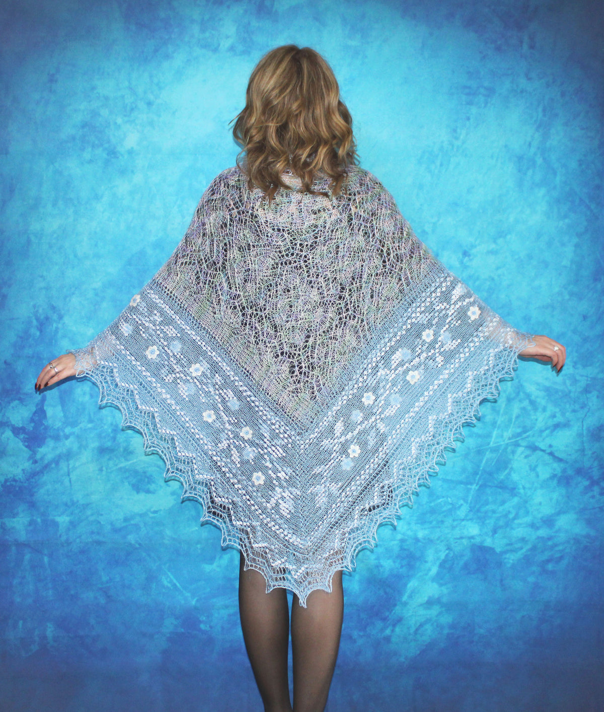 Gestrickter Ziegenflaum Schal Orenburger Schal Pelerina Strick Stola mit Stickerei Handmade