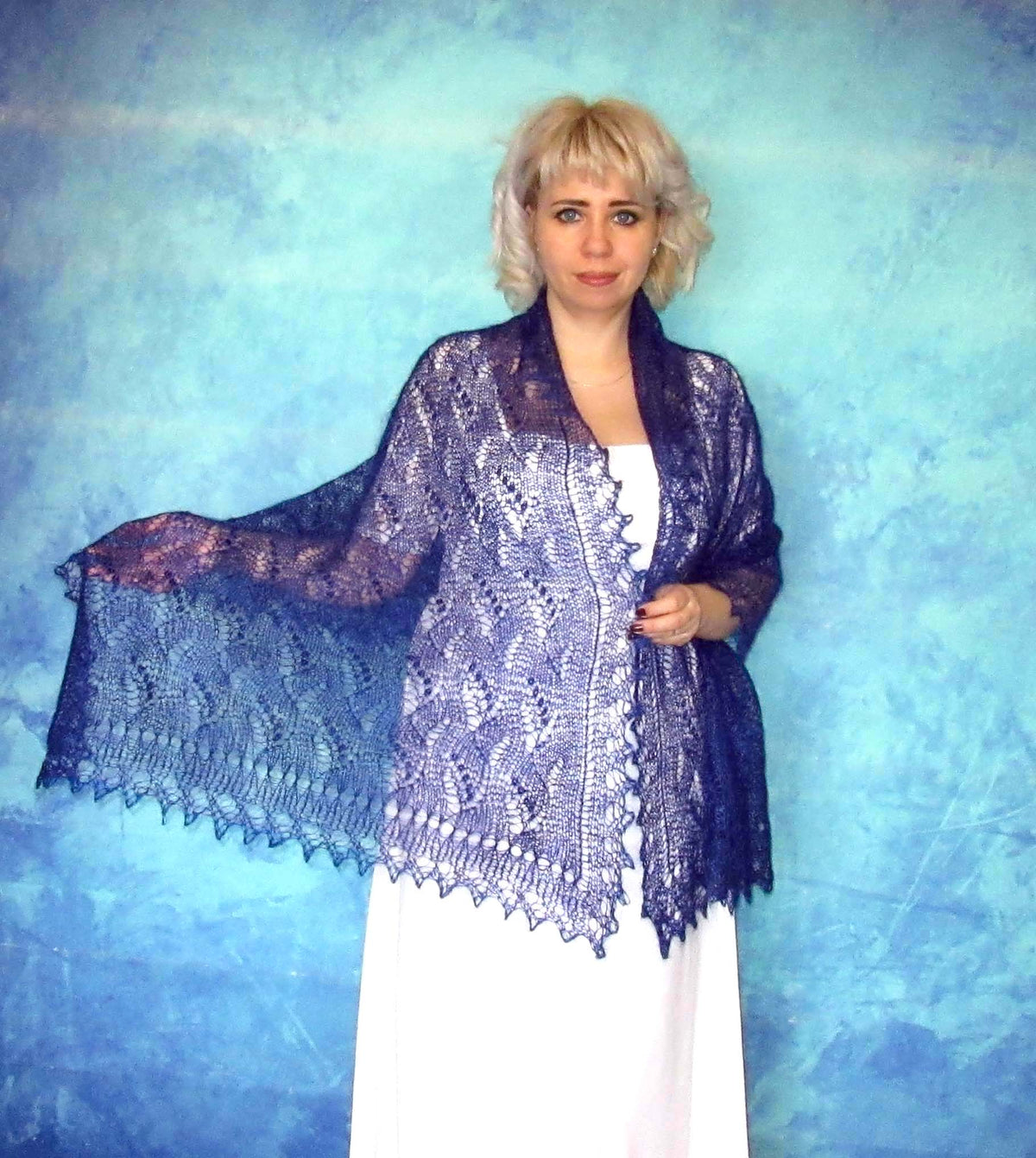 Gestrickter Ziegenflaum Schal Orenburger Schal Shawl Scarf mit Stikerei Handmade
