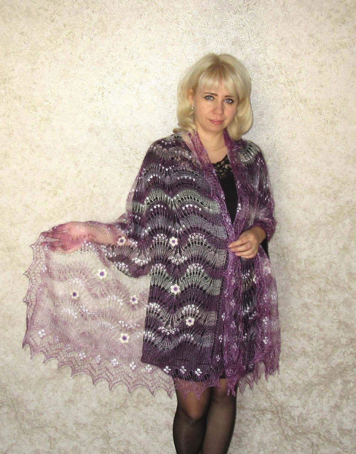 Gestrickter Ziegenflaum Schal Orenburger Schal Shawl Scarf mit Stikerei Handmade