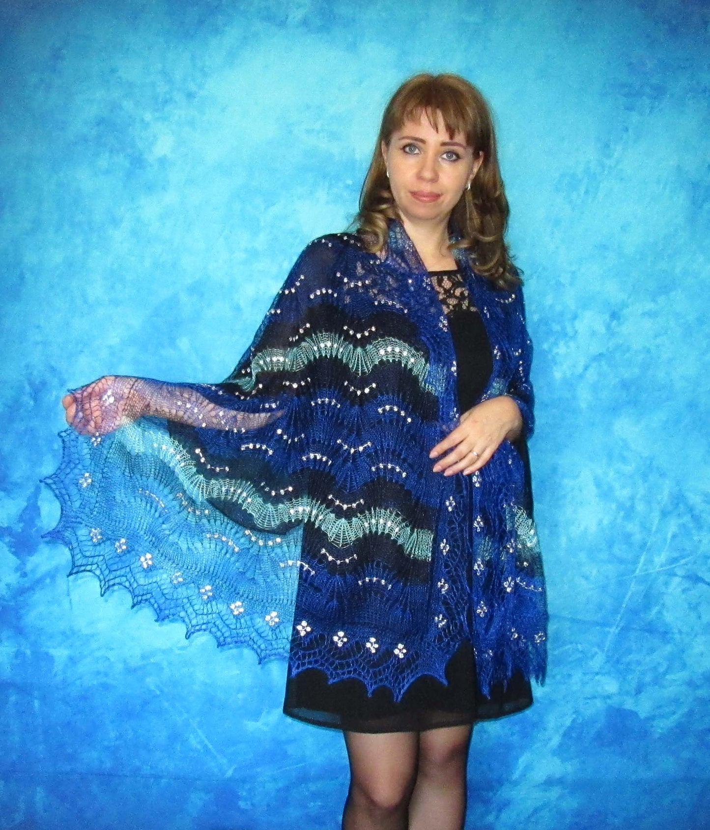 Gestrickter Ziegenflaum Schal Orenburger Schal Shawl Scarf mit Stikerei Handmade