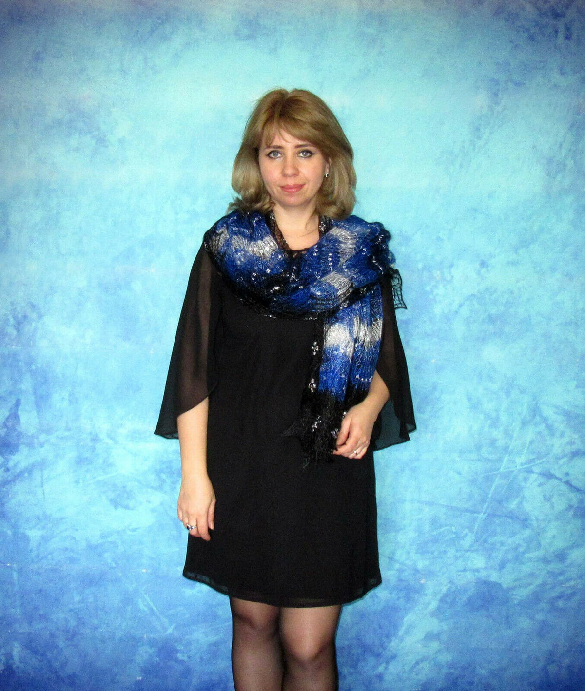 Gestrickter Ziegenflaum Schal Orenburger Schal Shawl Scarf mit Stikerei Handmade - Blau