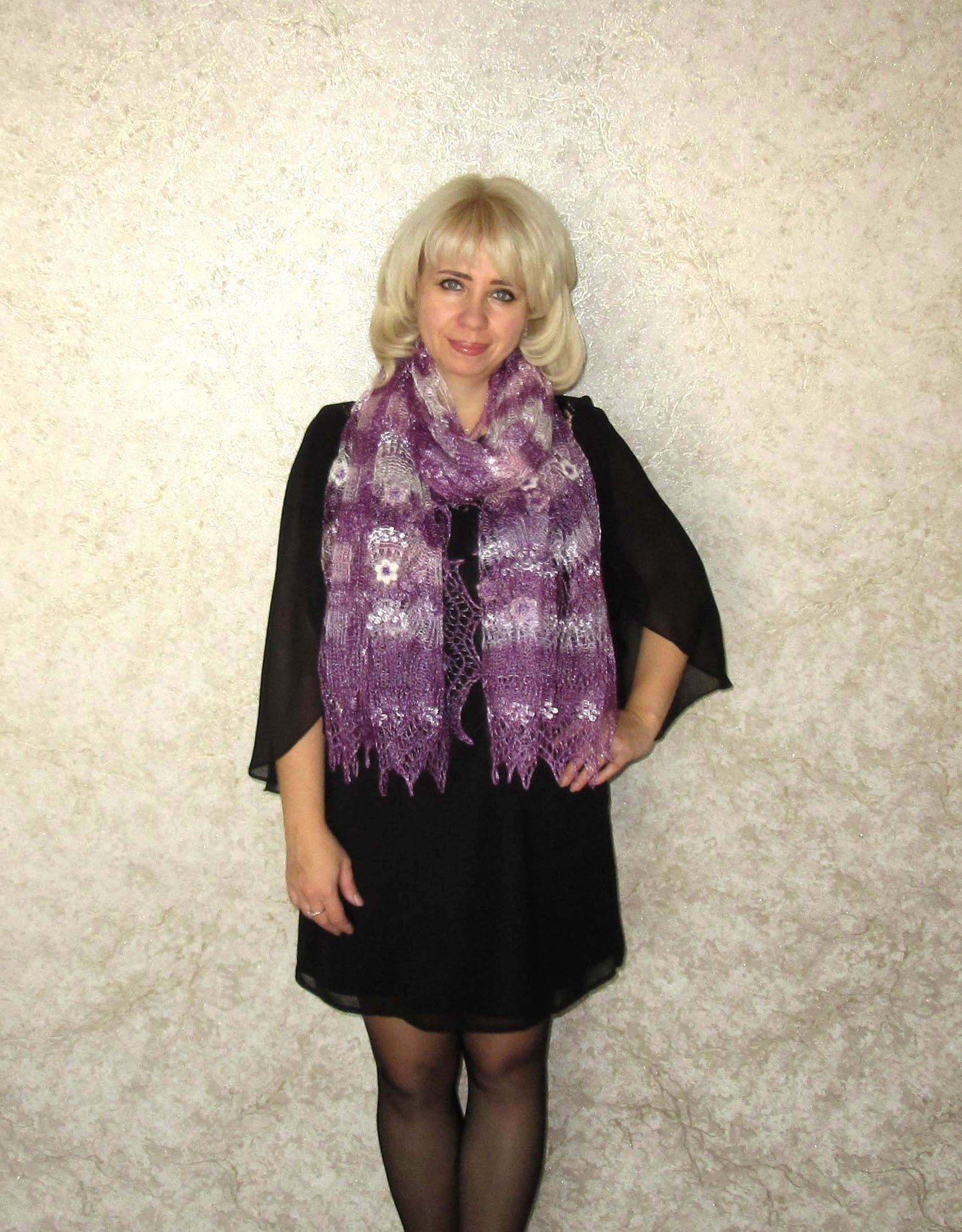 Gestrickter Ziegenflaum Schal Orenburger Schal Shawl Scarf mit Stikerei Handmade