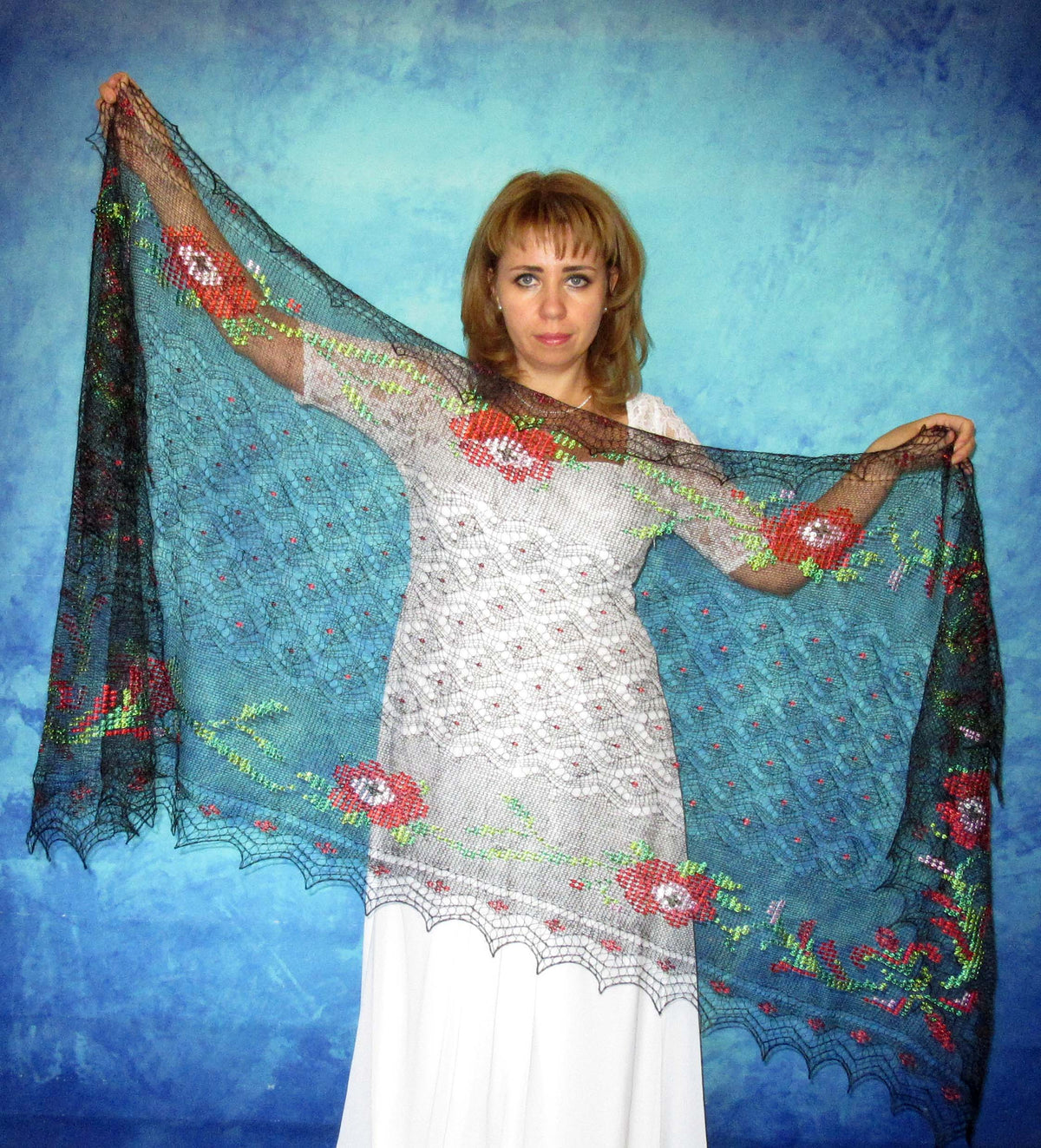 Gestrickter Ziegenflaum Schal Orenburger Schal Shawl Scarf mit Stikerei Handmade