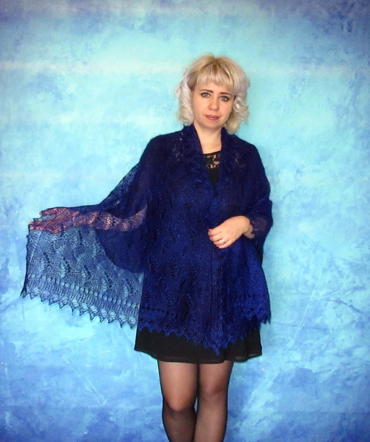 Gestrickter Ziegenflaum Schal Orenburger Schal Shawl Scarf mit Stikerei Handmade